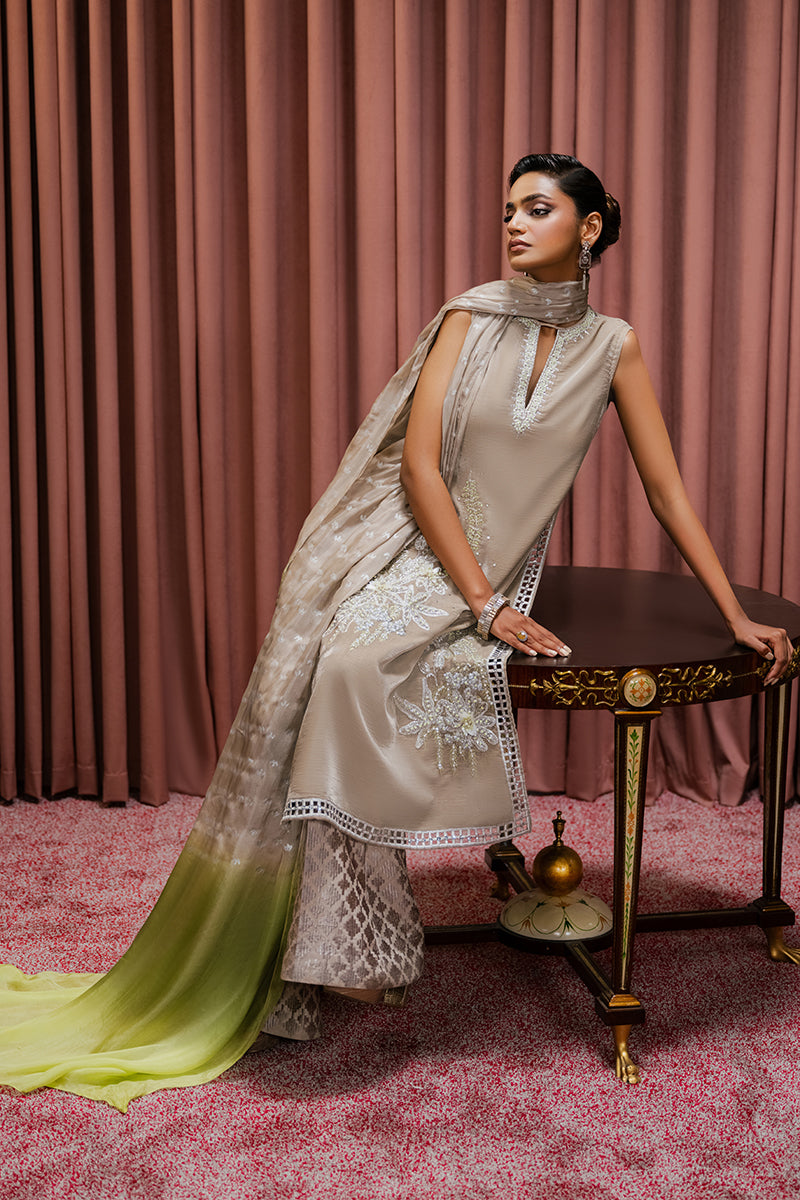 Haute Form | Rose Winter Plush | Succulent - Ladies Clothes - Maria Faisal