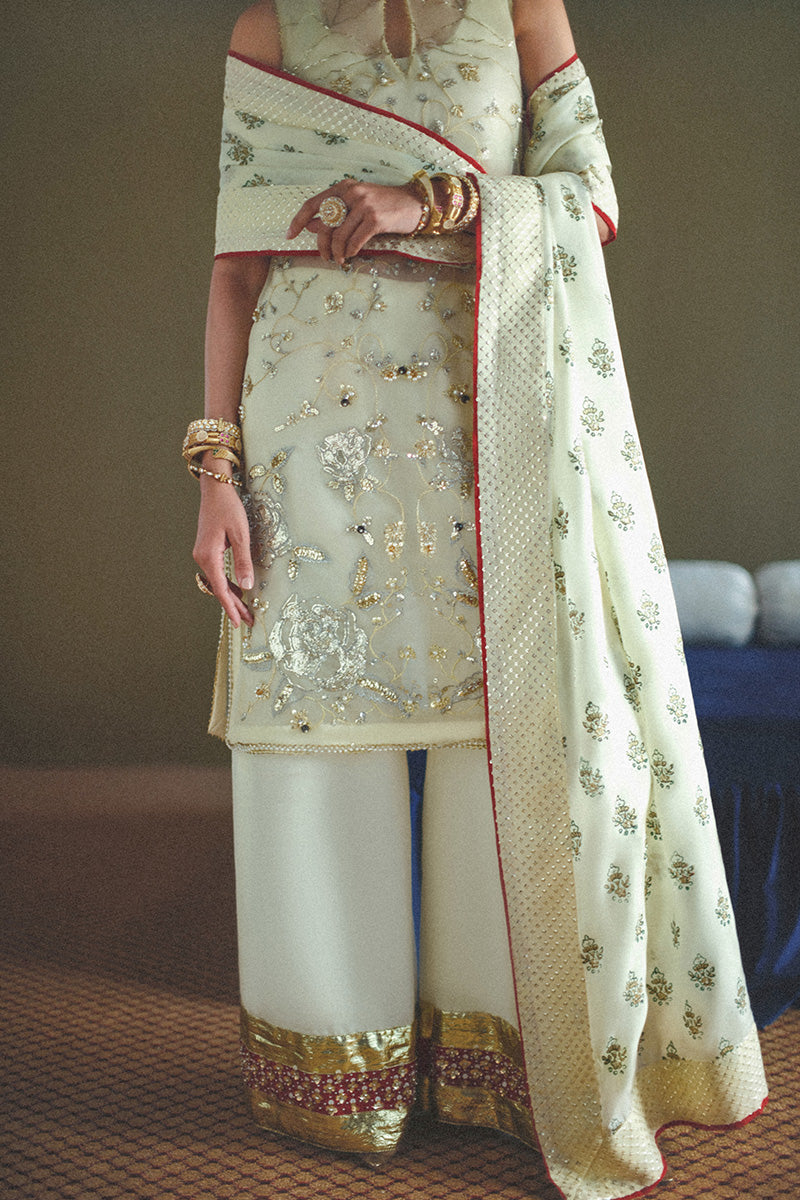 Haute Form I Dastaan Luxury Formals I Mahrani - Ladies Clothes - Maria Faisal