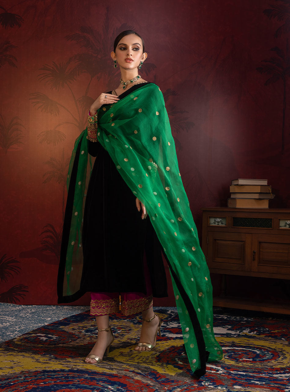 Zainab Chottani | Semi Formals | YAREEN - Ladies Clothes - Maria Faisal