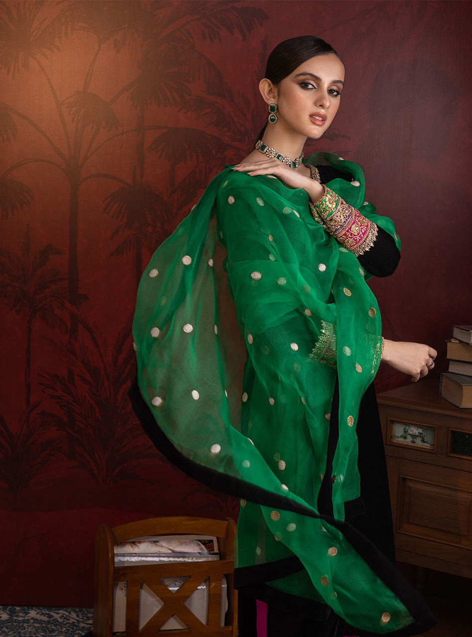 Zainab Chottani | Semi Formals | YAREEN - Ladies Clothes - Maria Faisal