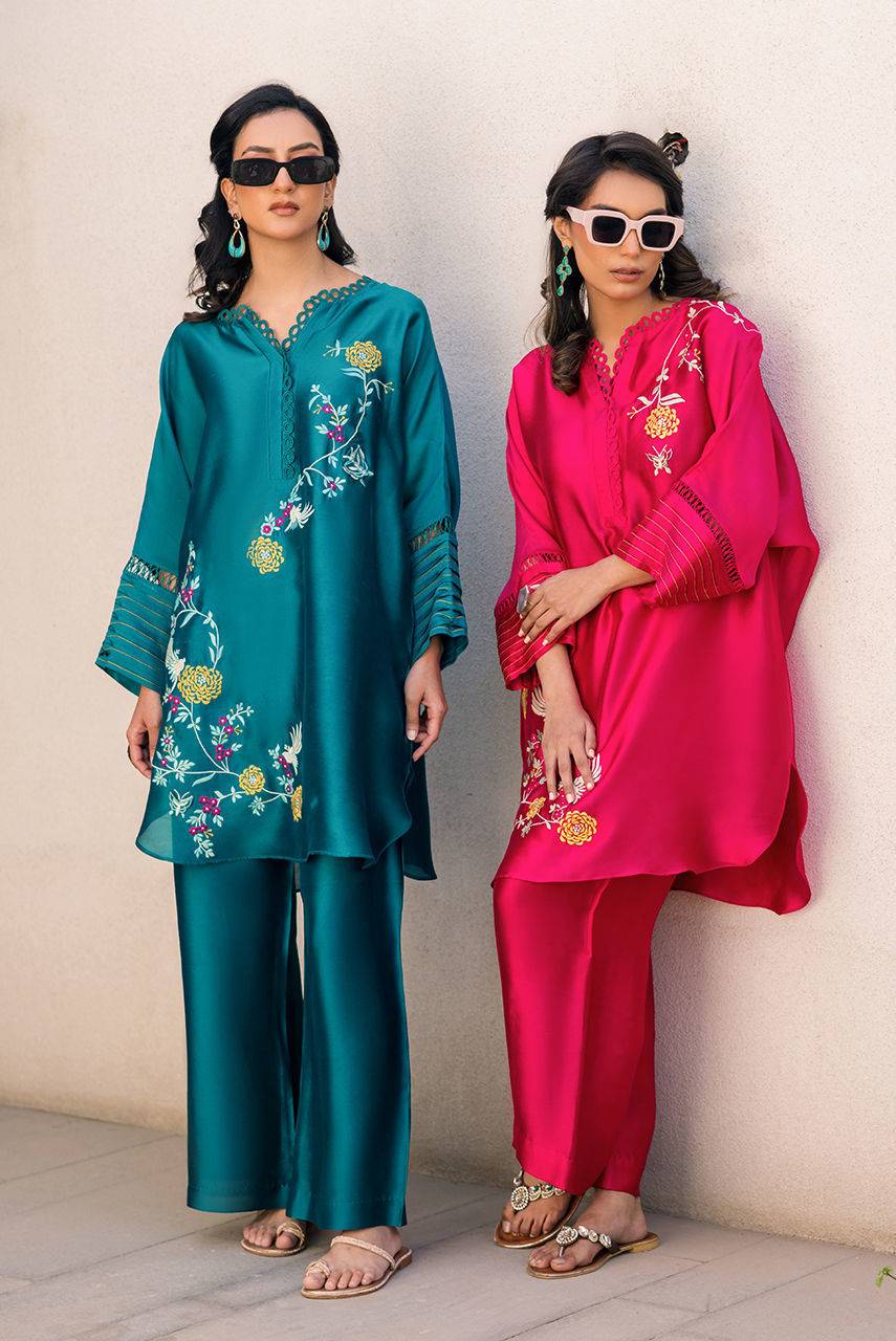 Deepak Perwani | Eid Edit 25 | Kut319 by Maria Faisal - Registered Vendor of : Deepak Perwani - type : Ladies Clothes - 100% original wedding dresses