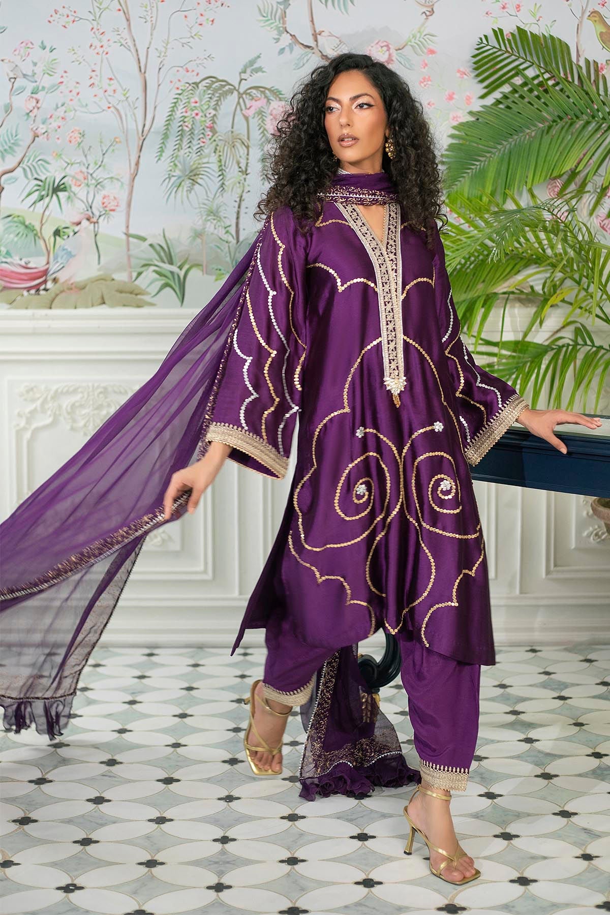 Annus Abrar | Sehr Eid Luxe | Izali Aubergine by Maria Faisal - Registered Vendor of : Annus Abrar - type : Ladies Clothes - 100% original wedding dresses