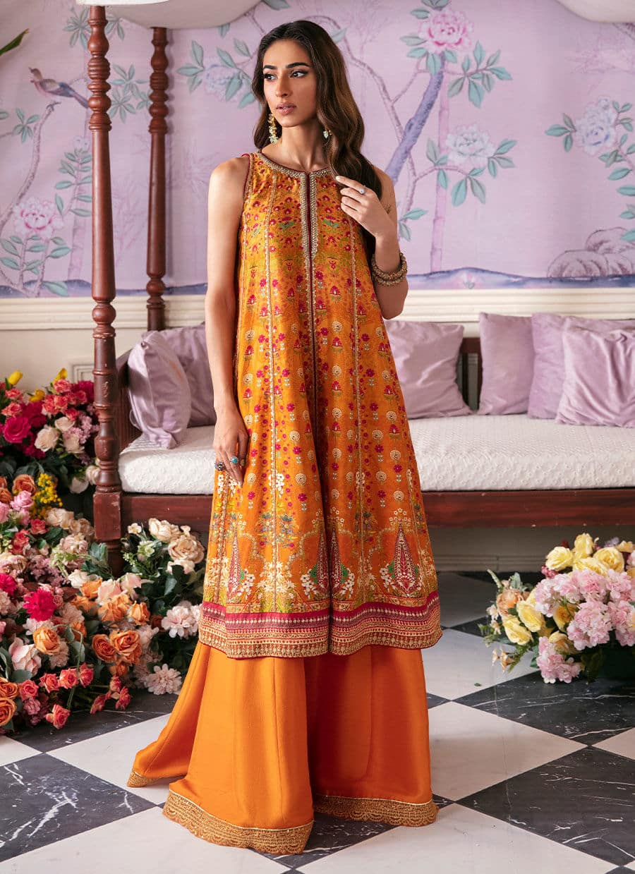 Farah Talib Aziz | Mayna Festive Luxe | URFA