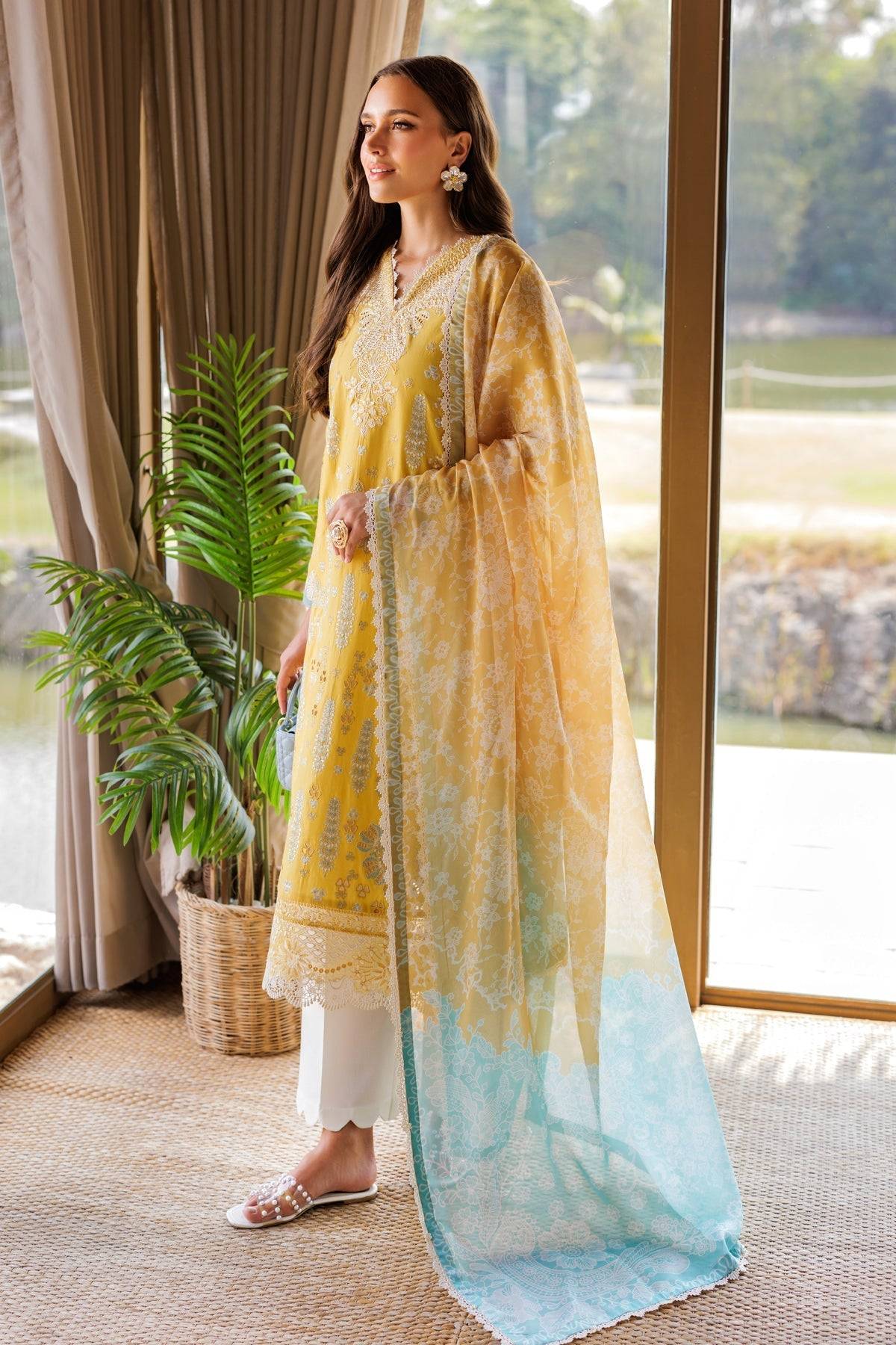 Xenia Formals | Luxury Lawn 25 | SINSEAD by Maria Faisal - Registered Vendor of : Xenia Formals - type : Ladies Clothes - 100% original wedding dresses