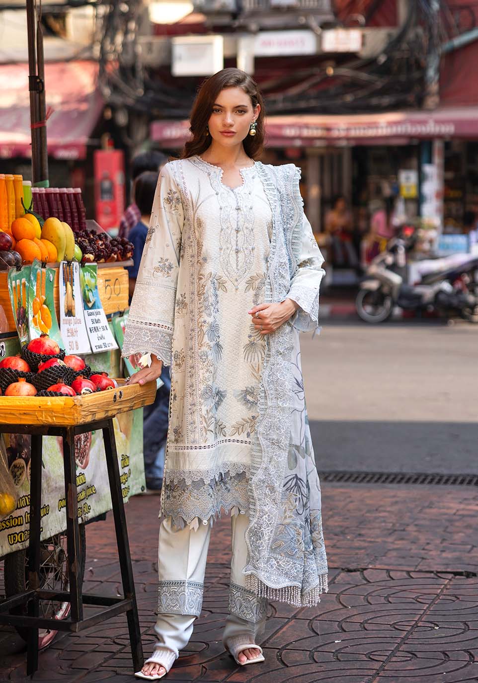 Zarqash | Luxury Lawn 25 | ZQLU 003 ANNE by Maria Faisal - Registered Vendor of : Zarqash - type : Ladies Clothes - 100% original wedding dresses