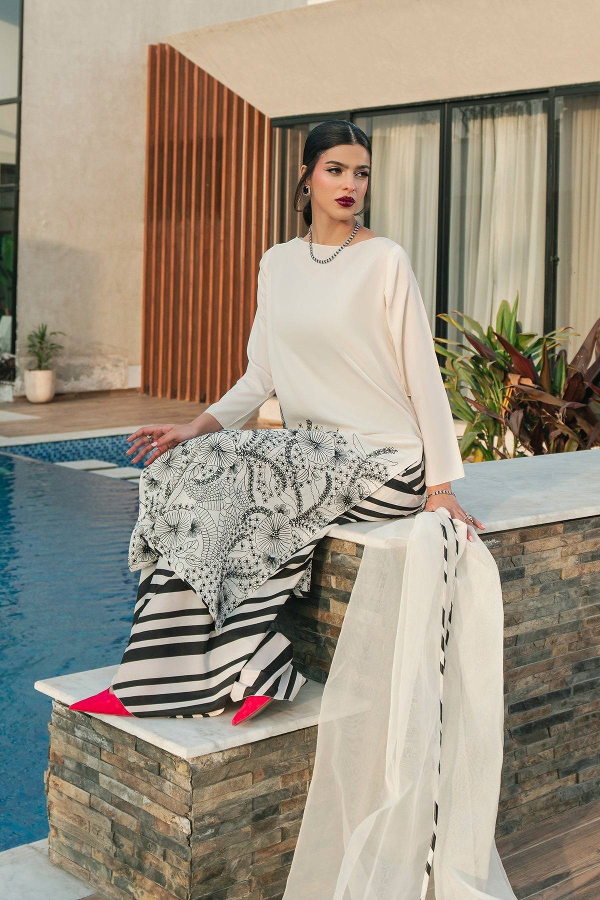 Fahad Hussayn | Lawn Banger | Monochrome Babe by Maria Faisal - Registered Vendor of : Erum Khan - type : Ladies Clothes - 100% original wedding dresses