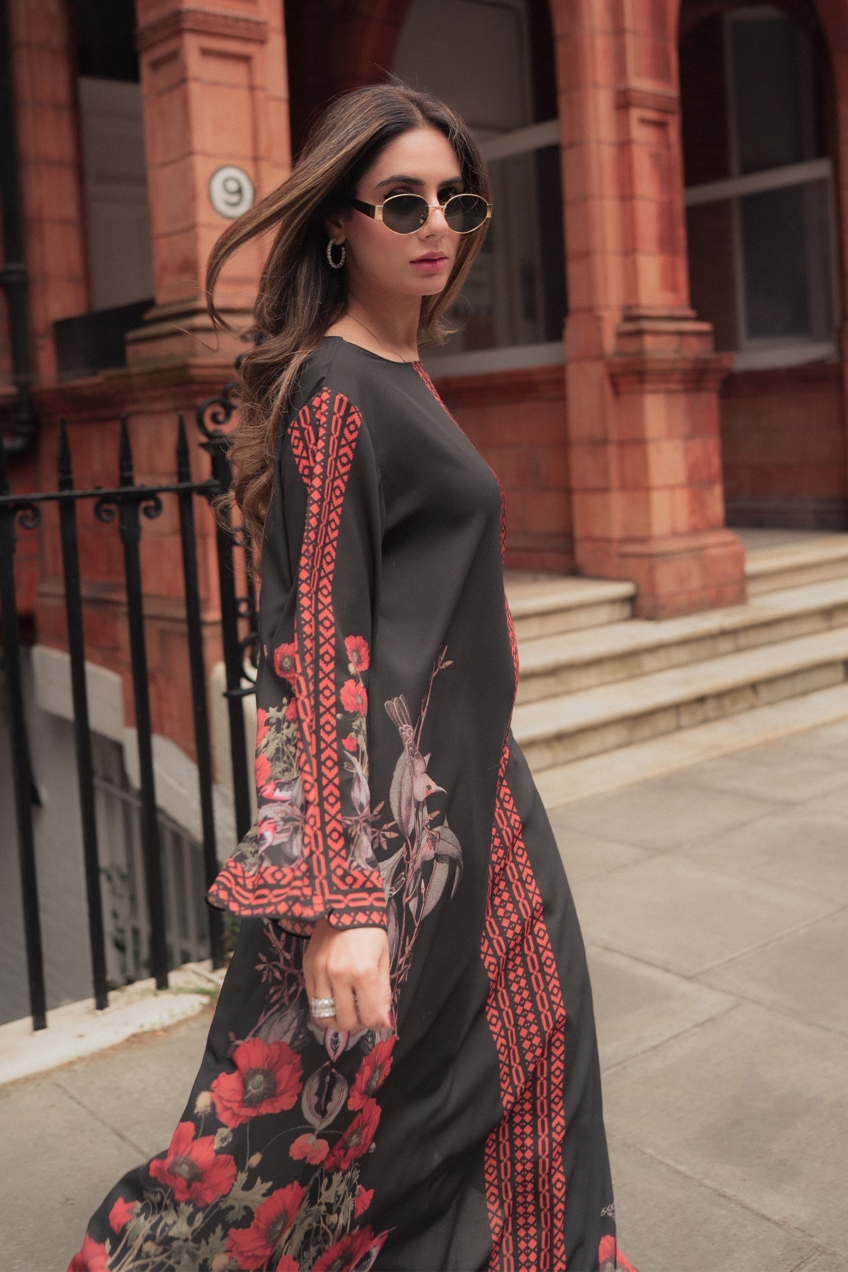 Erum Khan I Kaftan Edit I Moon Shadow - Ladies Clothes - Maria Faisal