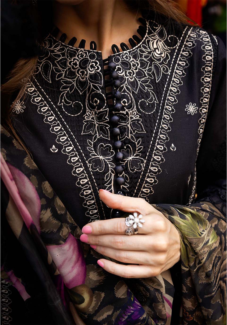 Zarqash | Luxury Lawn 25 | ZQLU 001 Eliana by Maria Faisal - Registered Vendor of : Zarqash - type : Ladies Clothes - 100% original wedding dresses