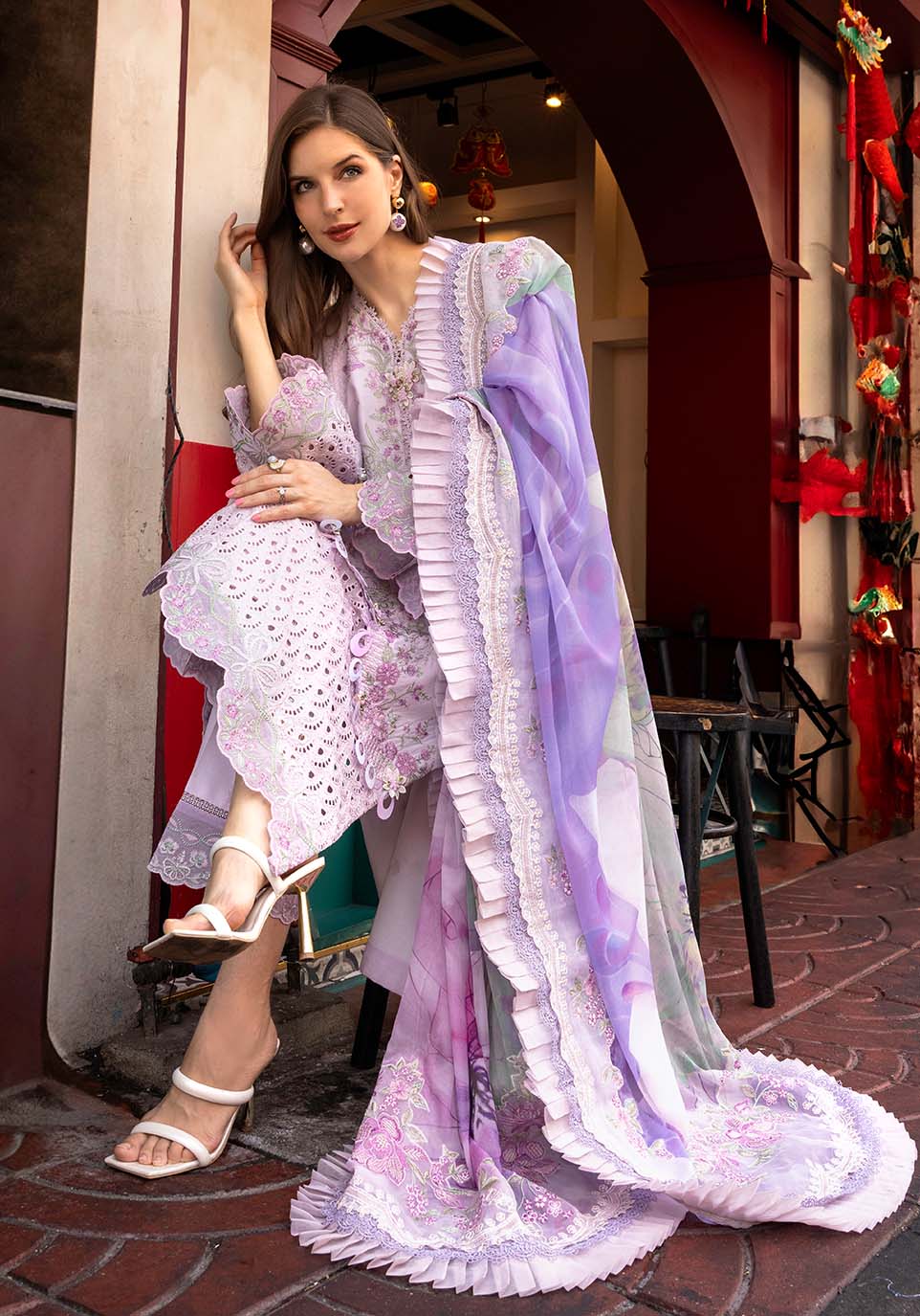 Zarqash | Luxury Lawn 25 | ZQLU 006 Daisy ~ Belle by Maria Faisal - Registered Vendor of : Zarqash - type : Ladies Clothes - 100% original wedding dresses