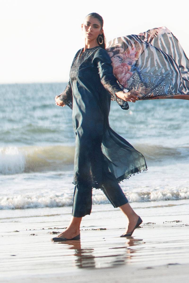 Baroque | Luxury Pret 25 | UF-4063 by Maria Faisal - Registered Vendor of : Baroque - type : Ladies Clothes - 100% original wedding dresses