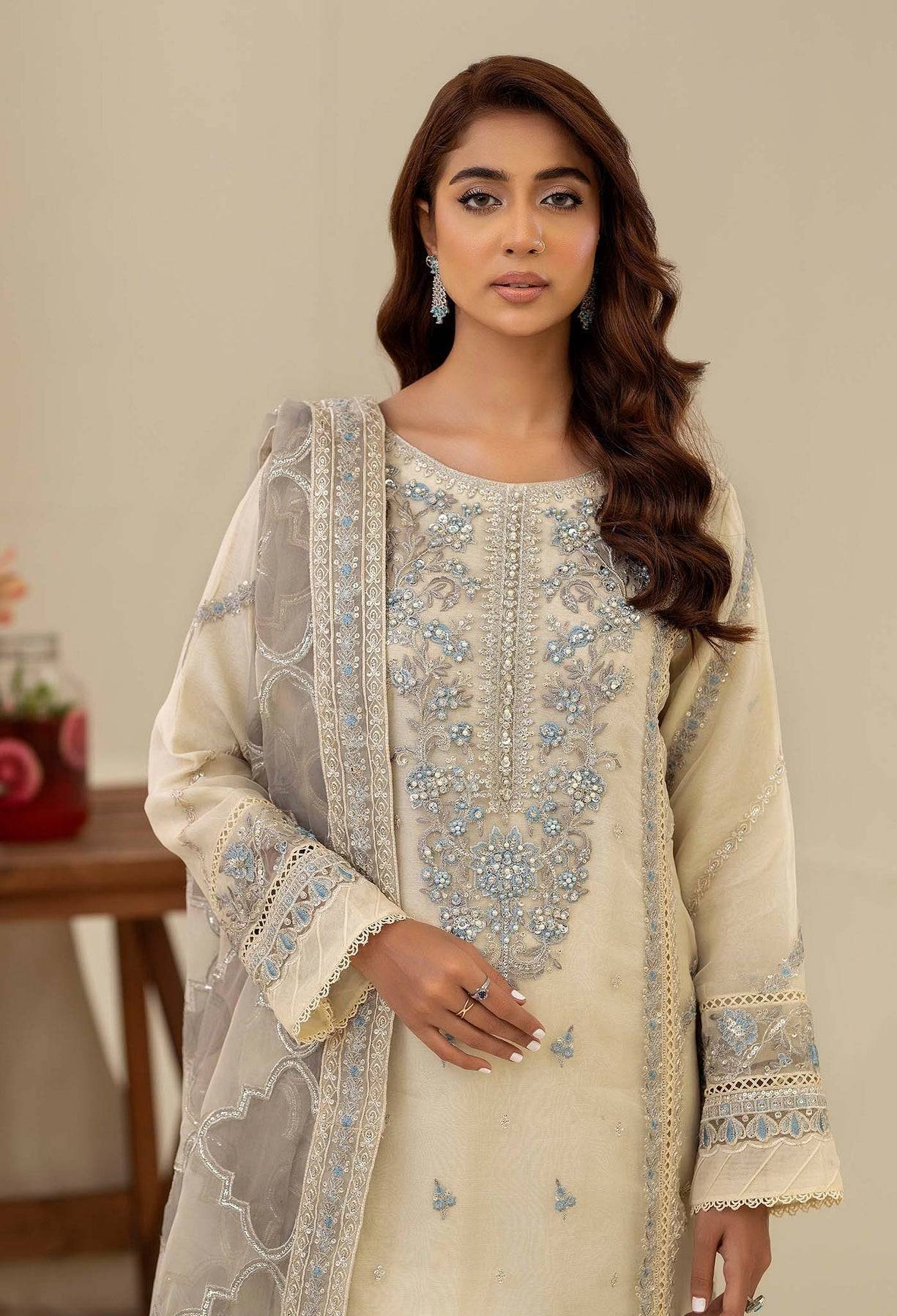 Adans Libas | Tissue De Luxe | DELUXE 444410 by Maria Faisal - Registered Vendor of : Adans Libas - type : Ladies Clothes - 100% original wedding dresses