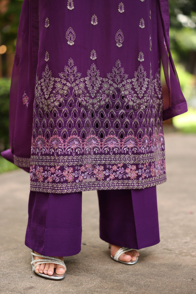 Flossie | Naayab Formals | K-101 - Ladies Clothes - Maria Faisal