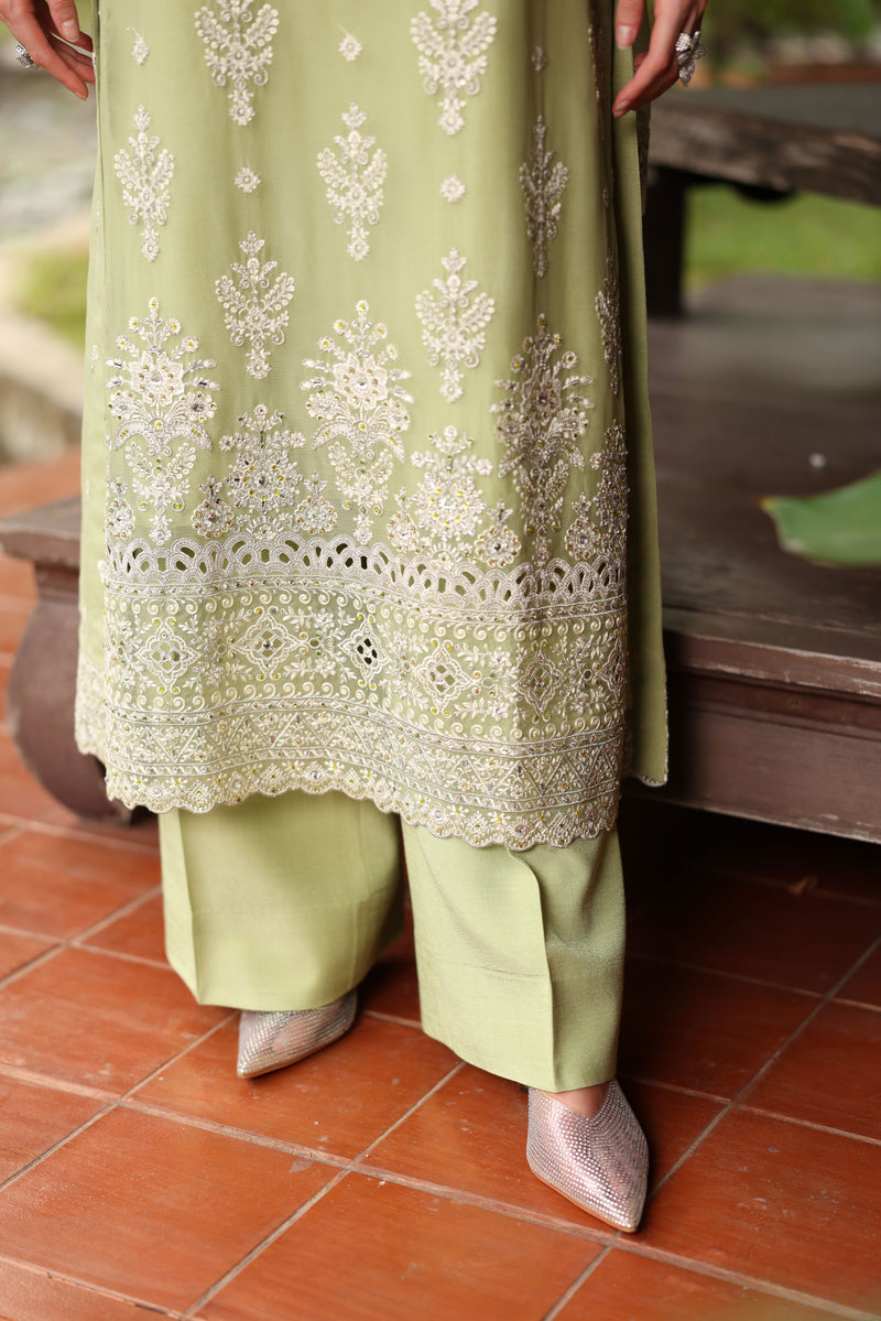 Flossie | Naayab Formals | K-107 - Ladies Clothes - Maria Faisal