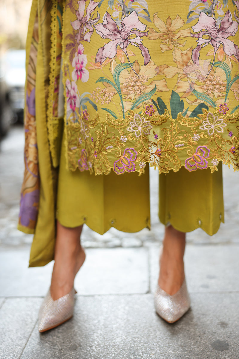 Rangrasiya | Lifestyle Winter Edit 25 | Eva - Casual Dress - available at Maria Faisal in UK and USA.