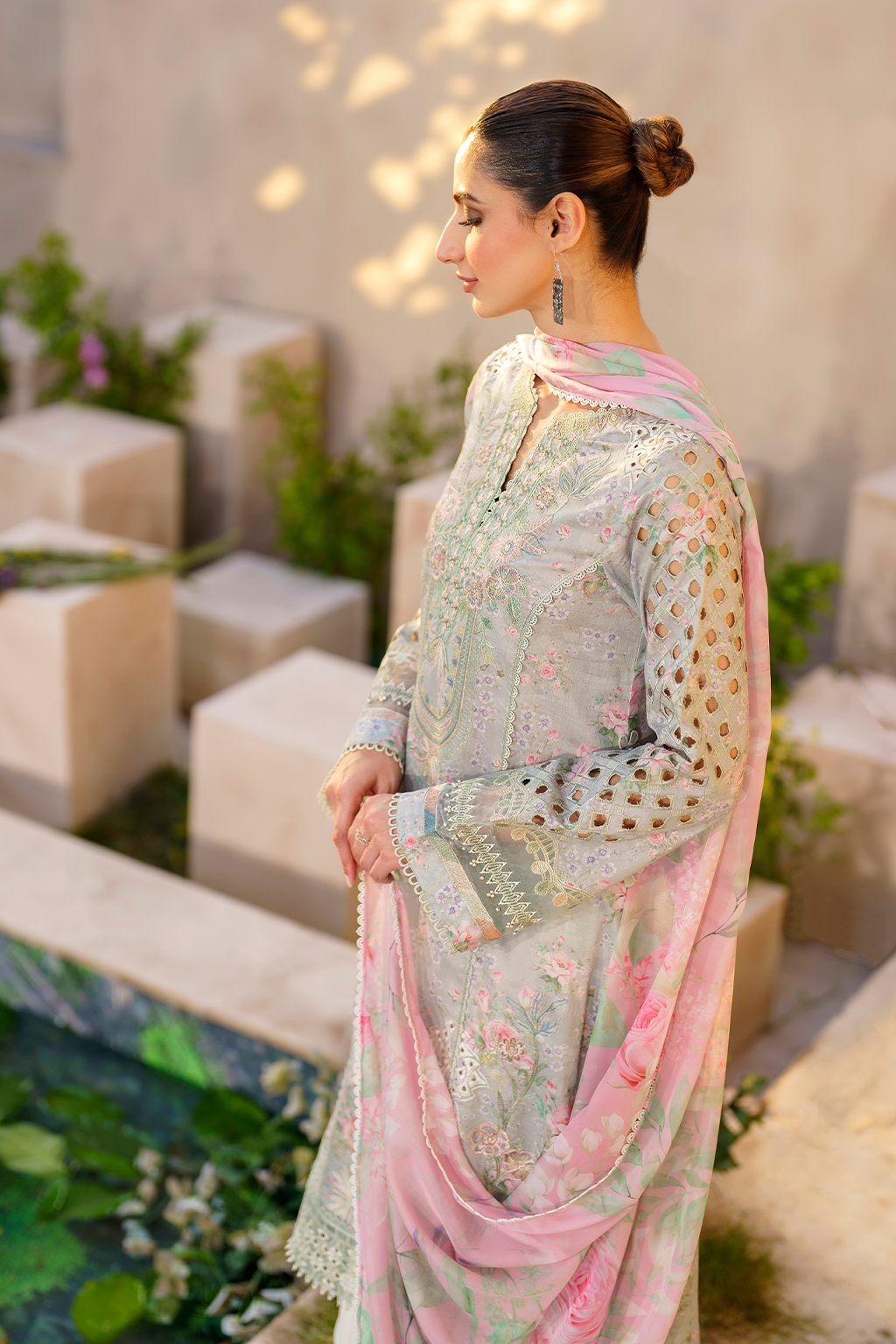 Iznik | Festive lawn 24 | SFL-07 - Designer Dress with Intricate embroidery and embellishments. Shop elegent wedding dress at Maria Faisal.