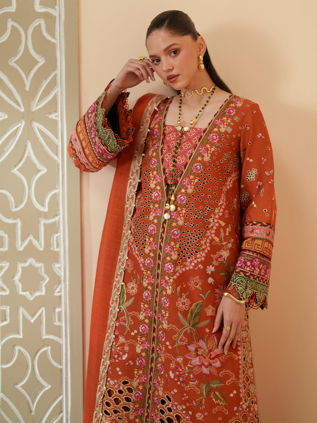 Bin Ilyas | Mashriq Luxury Lawn 26 | D-116-A - Luxury Dress - available at Maria Faisal in UK and USA.