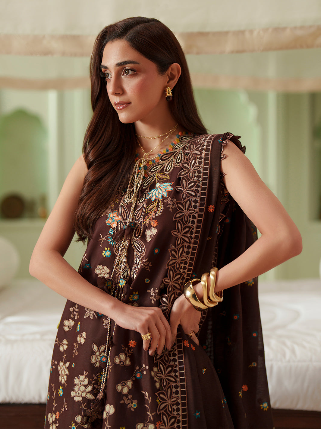 Bin Ilyas | Mashriq Luxury Lawn 26 | D-117-B - Luxury Dress - available at Maria Faisal in UK and USA.