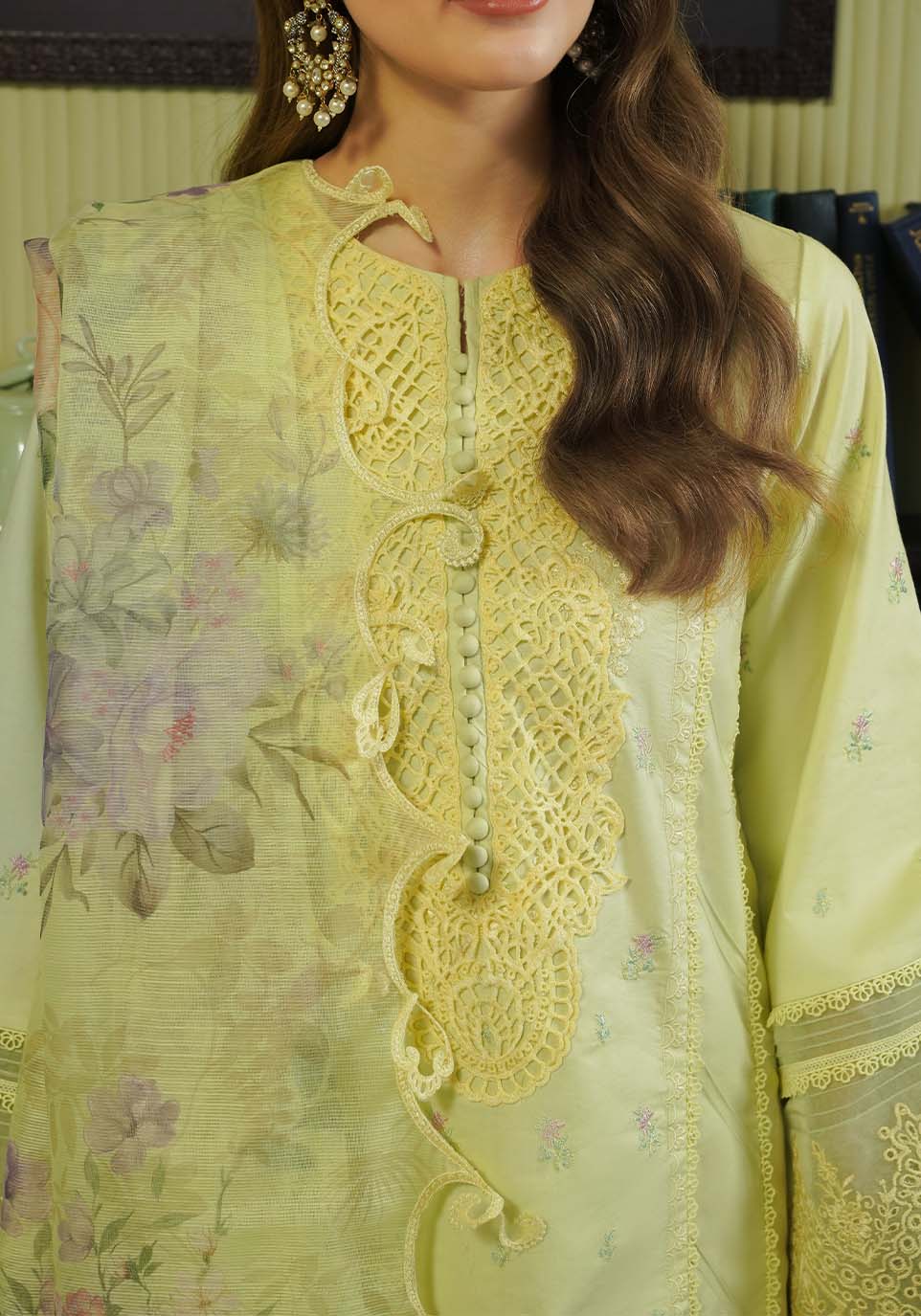 Zarqash | Tresor Luxury Lawn 24 | ZQT 008 PRIMROSE - Maria Faisal
