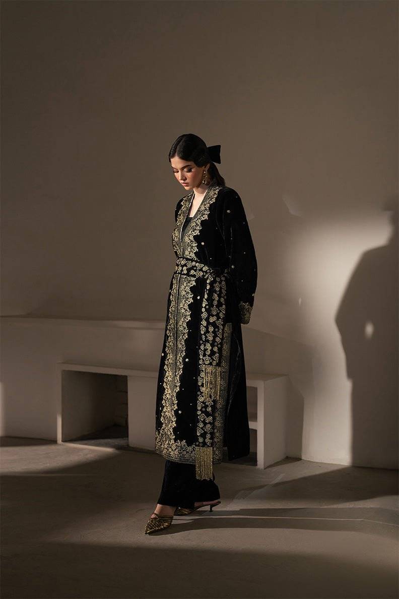 Caia | Luxury Velvet Edit 25 | Diana by Maria Faisal - Registered Vendor of : Caia - type : Ladies Clothes - 100% original wedding dresses