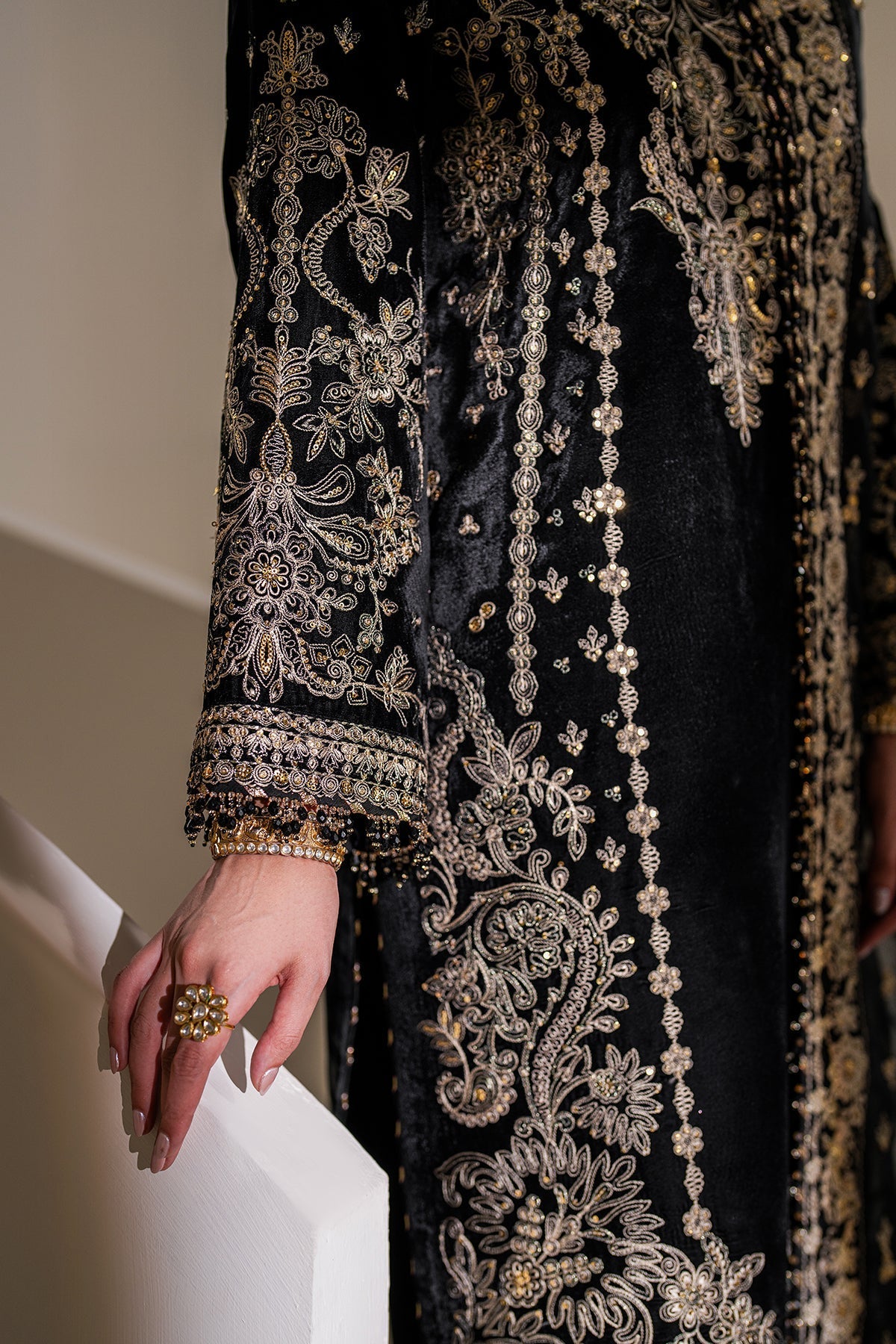 Baroque | Jahanara Luxury Velvet 23 | UF-760 - Designer Dress with Intricate embroidery and embellishments. Shop elegent wedding dress at Maria Faisal.