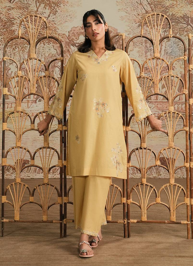 Image | Spring the Tea | ICSE-214194-12554 by Maria Faisal - Registered Vendor of : Image - type : Ladies Clothes - 100% original wedding dresses