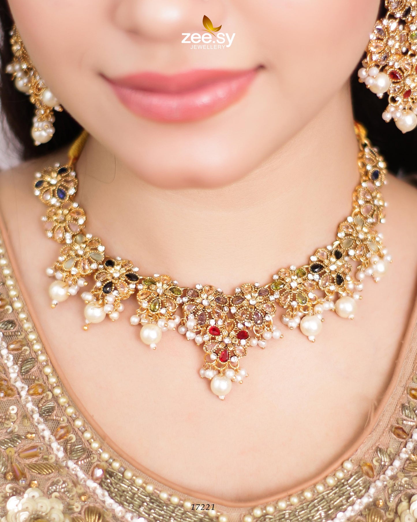 Magnolia Glimmer Necklace - Necklace Sets