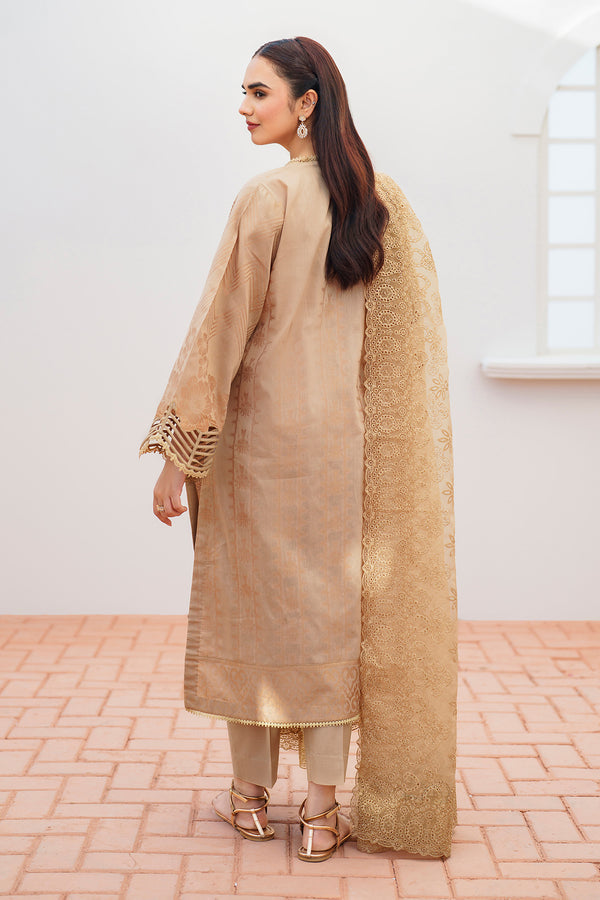 Baroque | Luxury Pret 24 | UF-637 - Designer Dress with Intricate embroidery and embellishments. Shop elegent wedding dress at Maria Faisal.