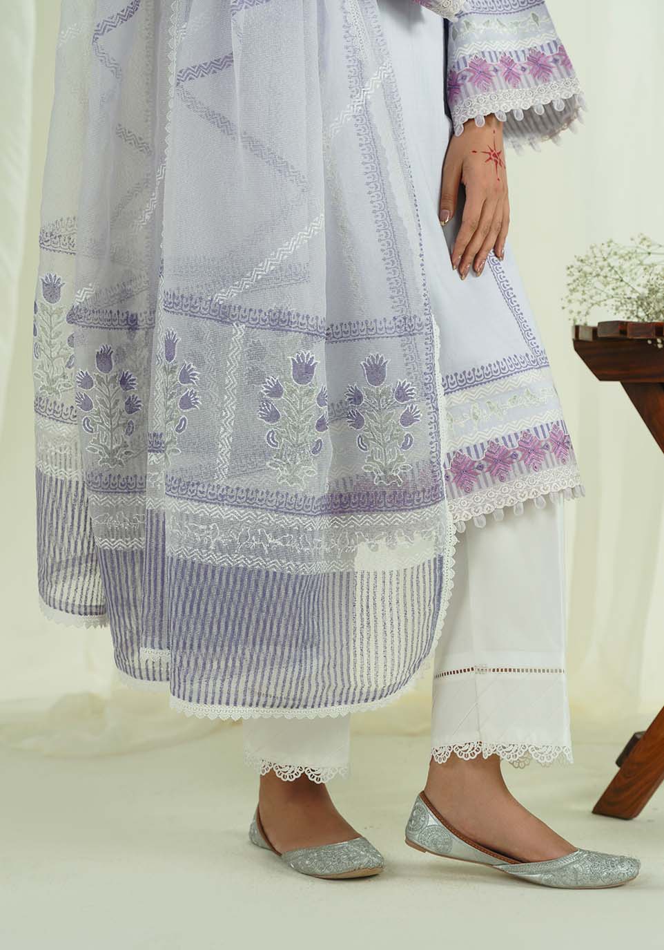 Zarqash | Nazakat Ready to Wear | LALARUKH