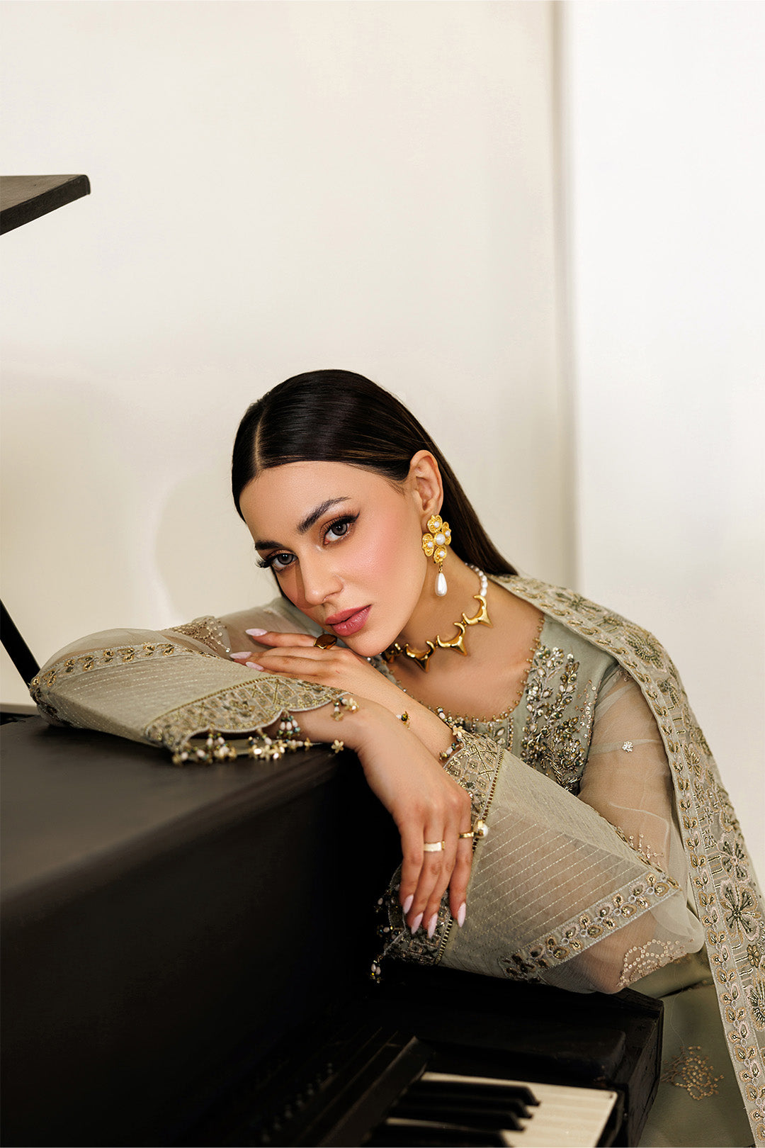 Alizeh | Aymal Luxury Bamber Chiffon | AF-BHM-4072-Javi - Formal Dress - available at Maria Faisal in UK and USA.