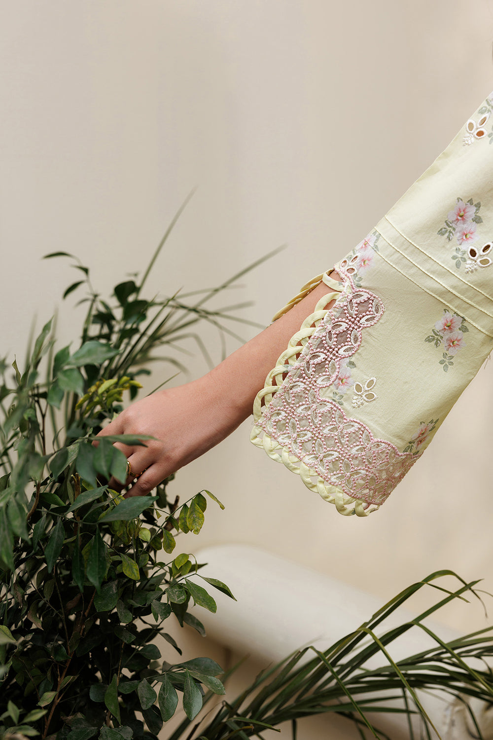 Zarif | Amani Eid Lawn 26 | ZL-RTW-26 DAAHR - Luxury Dress - available at Maria Faisal in UK and USA.