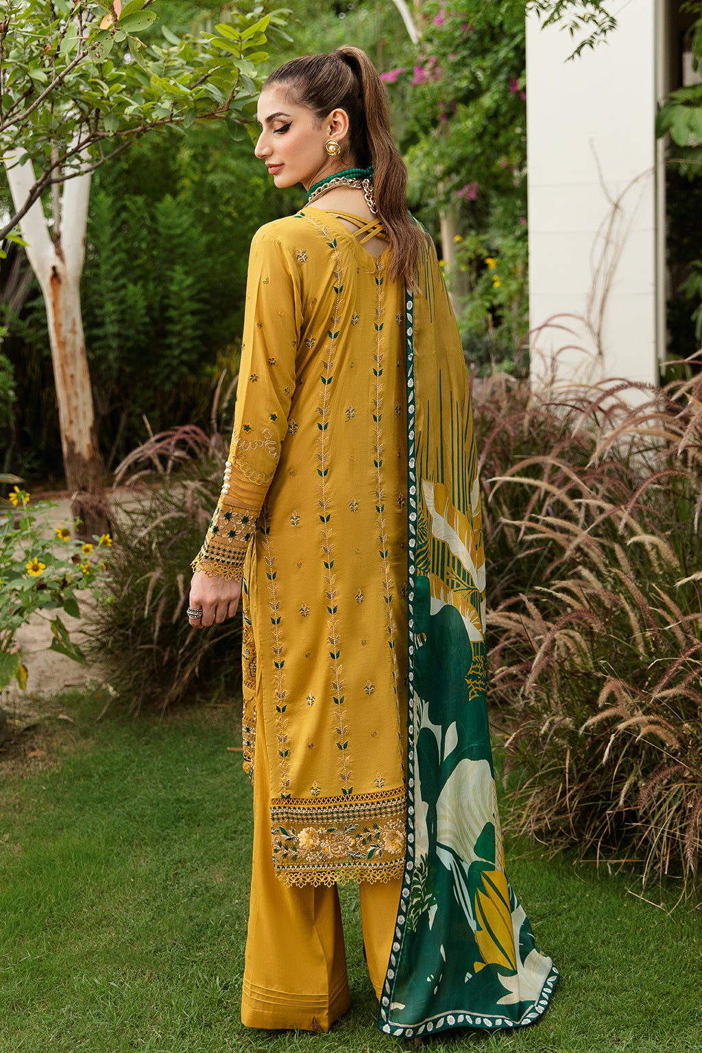 Ramsha | Luxury Lawn 24 | Y-805 - Ladies Clothes - Maria Faisal
