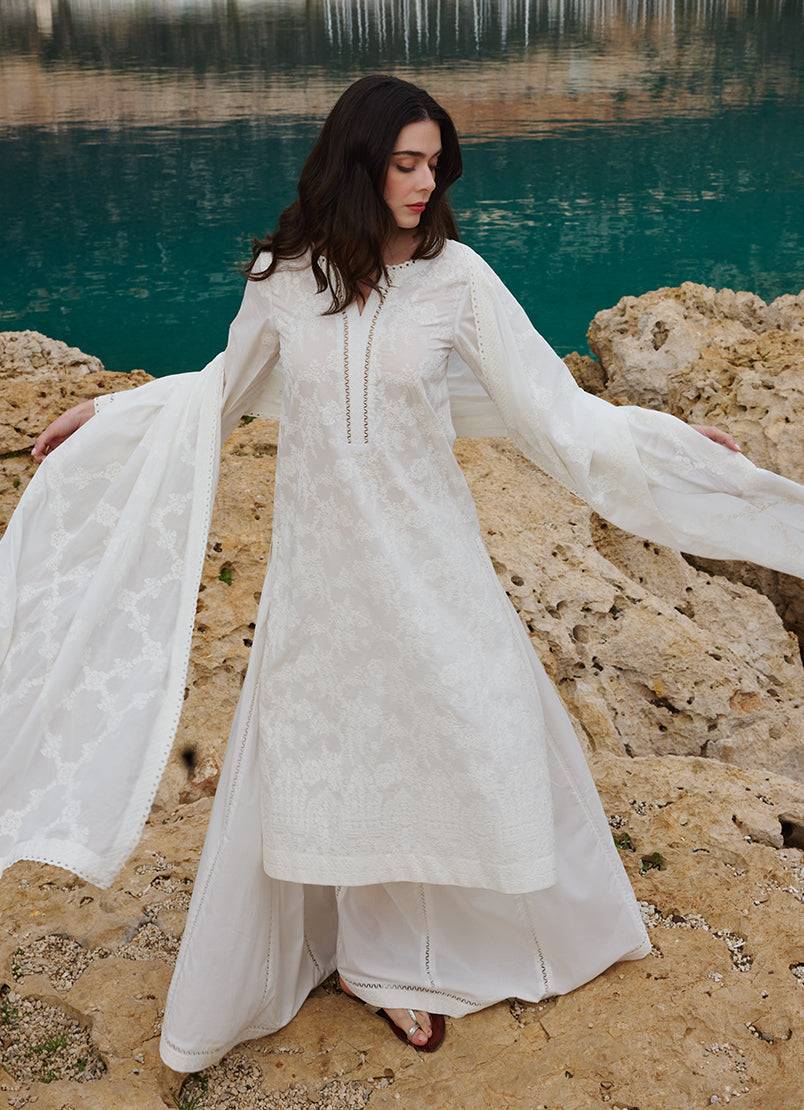 Image | Lawnkari 25 | Nour by Maria Faisal - Registered Vendor of : Image - type : Ladies Clothes - 100% original wedding dresses