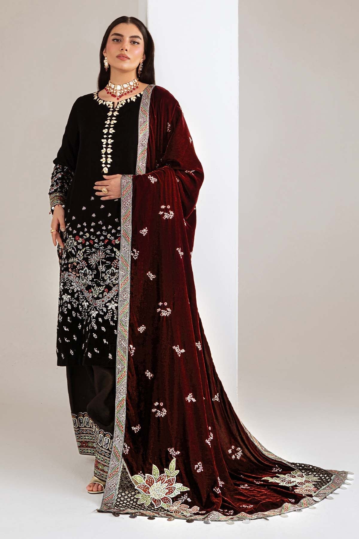 Nureh | Maya Velvet | NW-113 - Formal Dress - available at Maria Faisal in UK and USA.