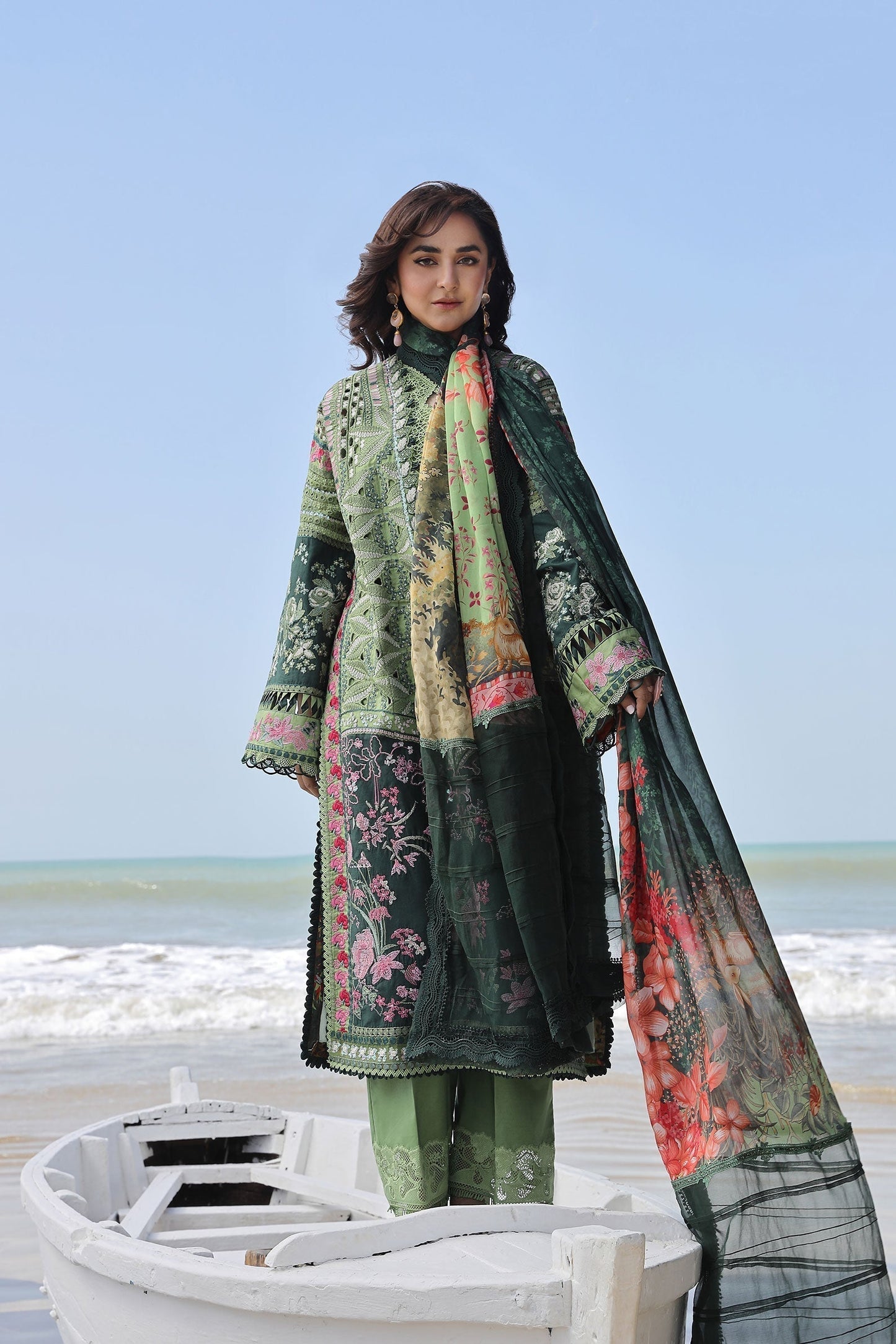 Maryam Hussain | Luxury Lawn 24 | GARDENIA - Waniyas