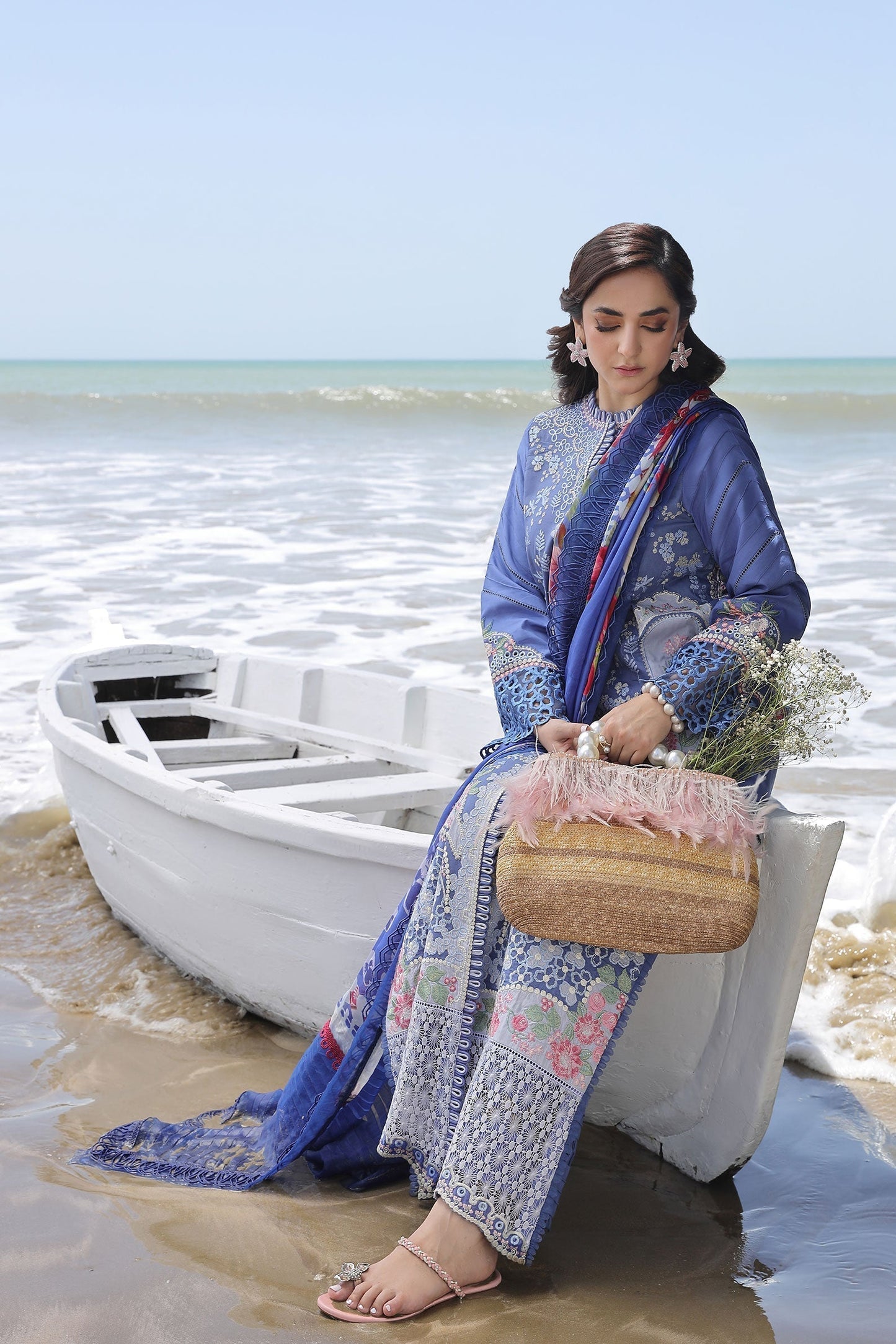 Maryam Hussain | Luxury Lawn 24 | AYRA - Waniyas