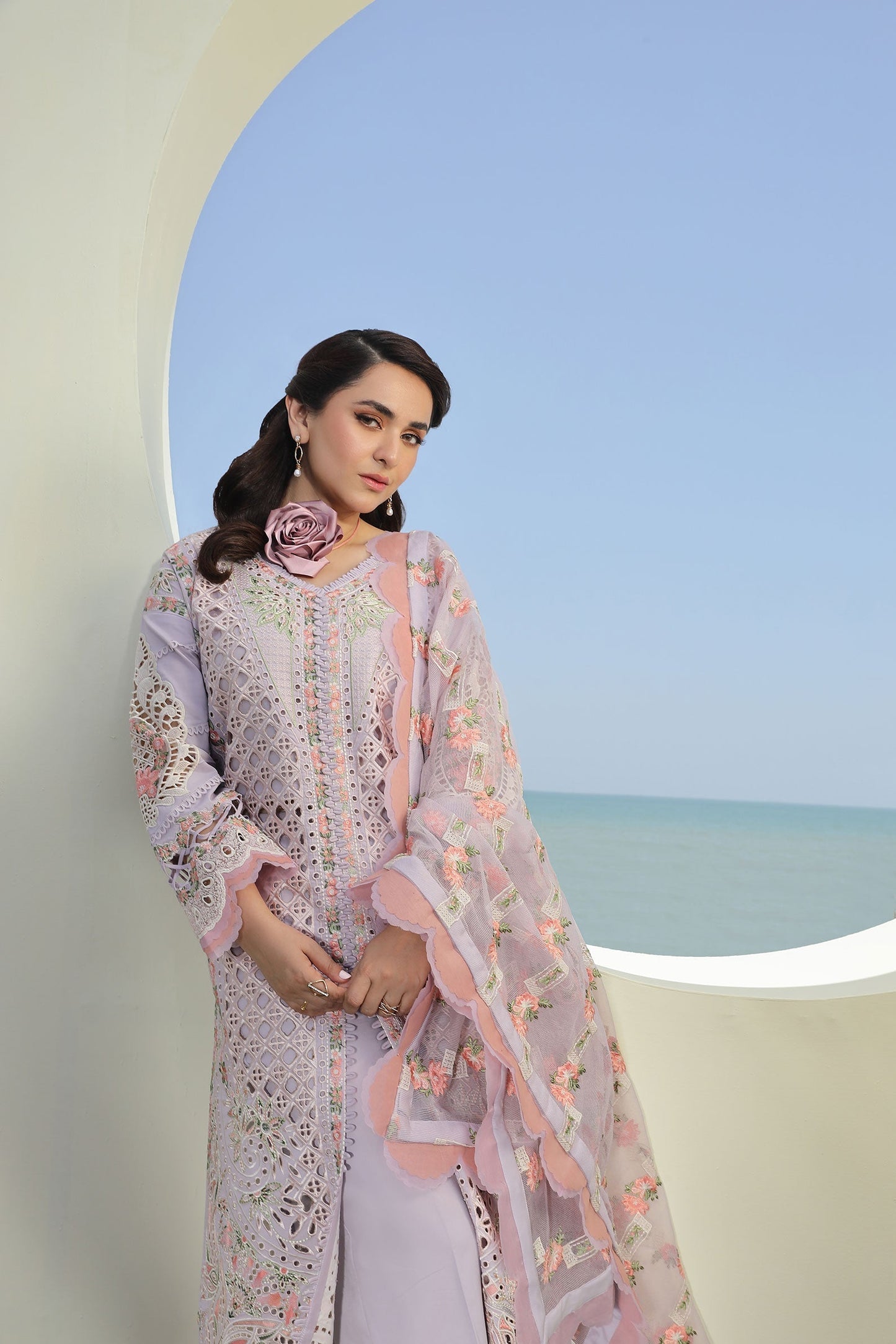 Maryam Hussain | Luxury Lawn 24 | FEROZ - Waniyas
