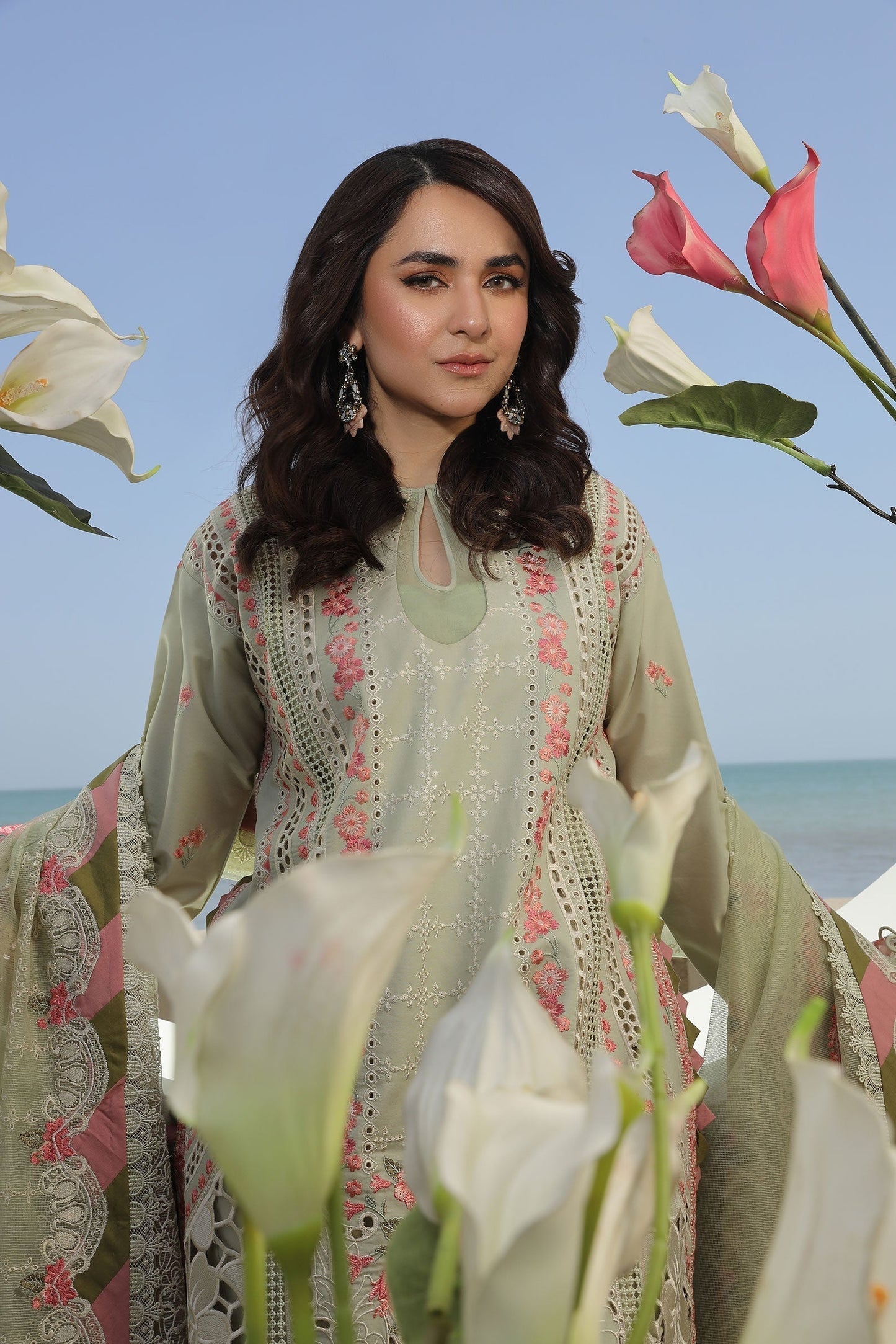 Maryam Hussain | Luxury Lawn 24 | HAVANA - Waniyas
