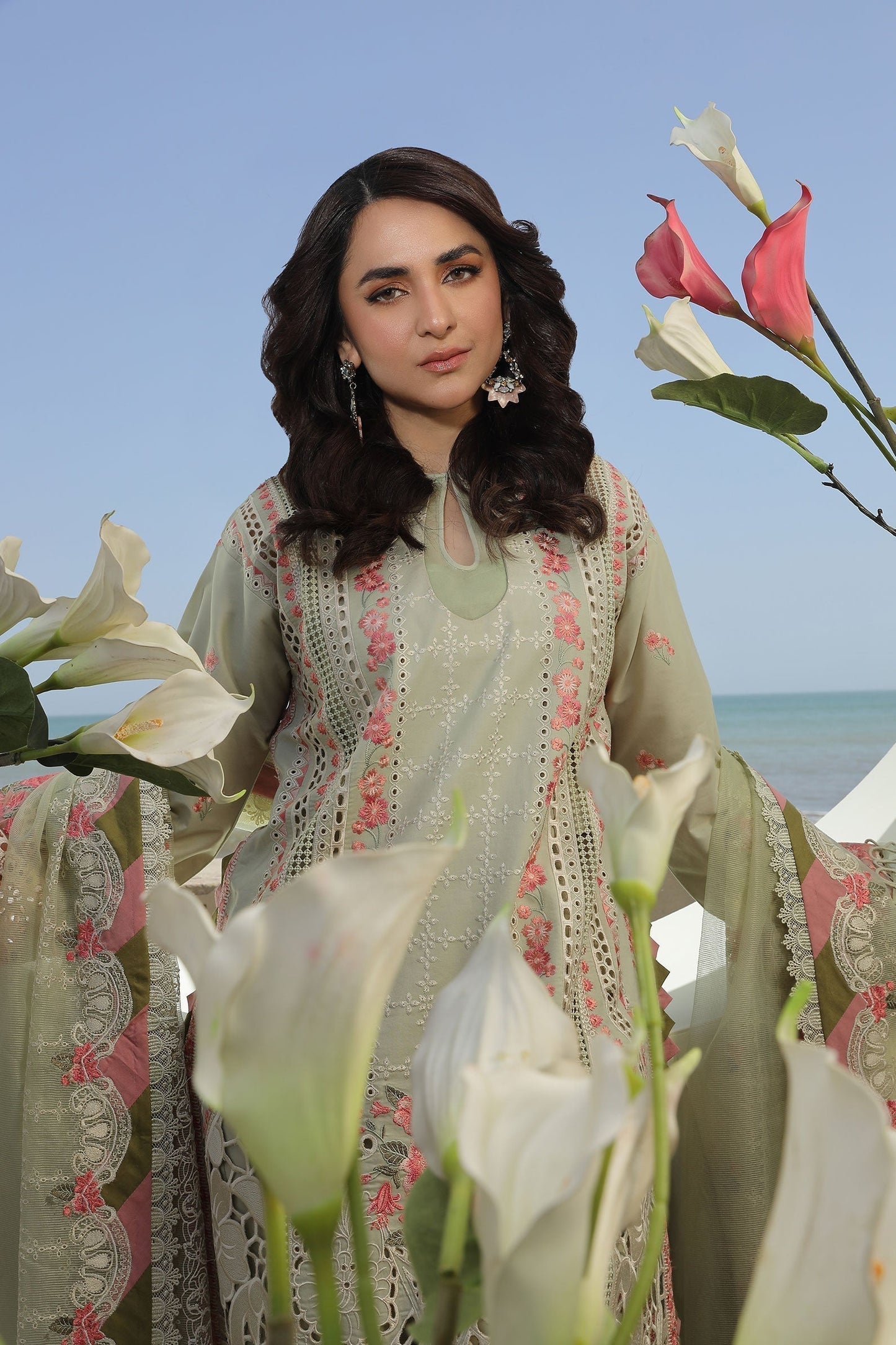 Maryam Hussain | Luxury Lawn 24 | HAVANA - Waniyas