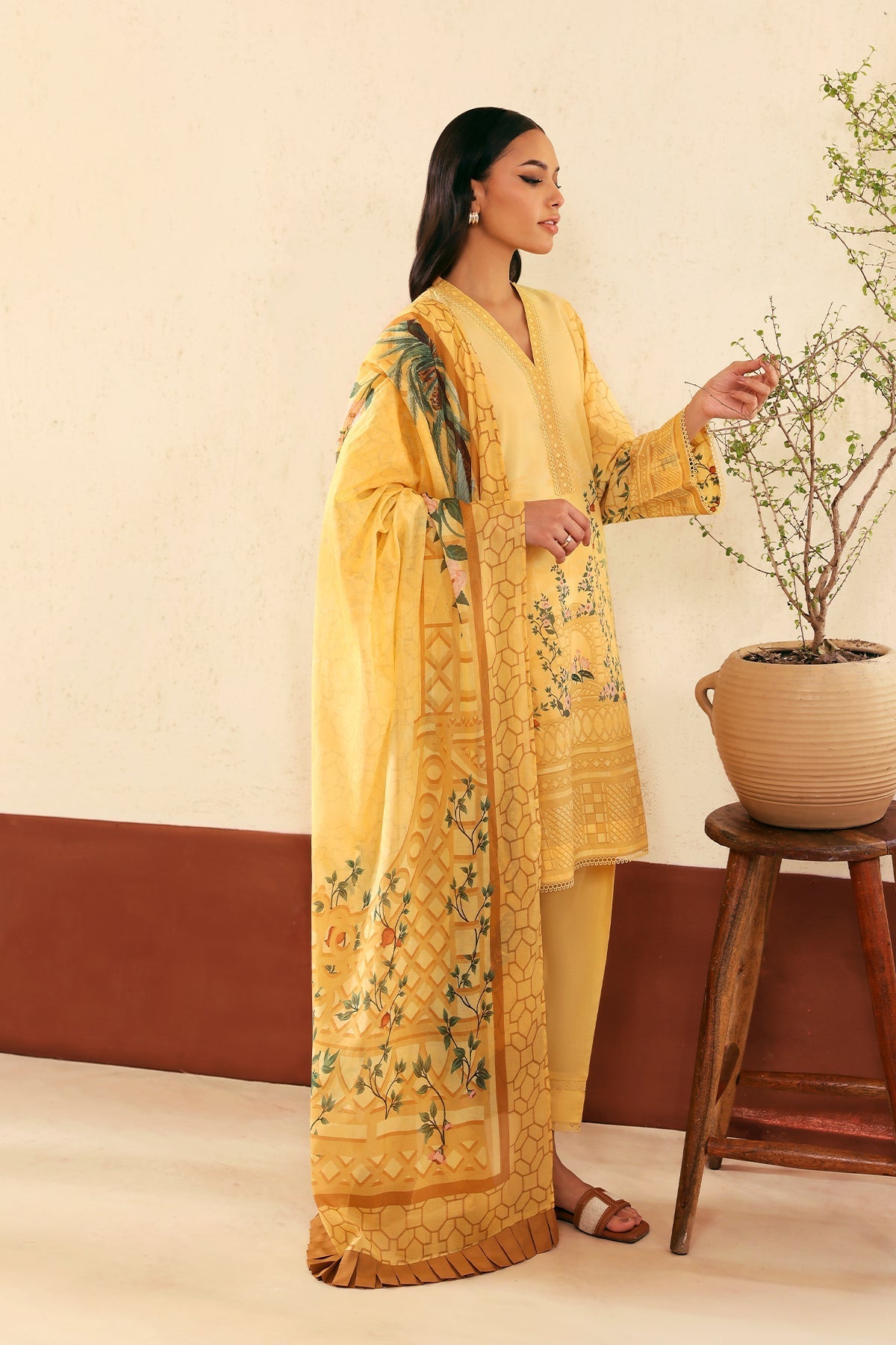 Sahar | Selene 25 | Golden Trellis by Maria Faisal - Registered Vendor of : Sahar - type : Ladies Clothes - 100% original wedding dresses