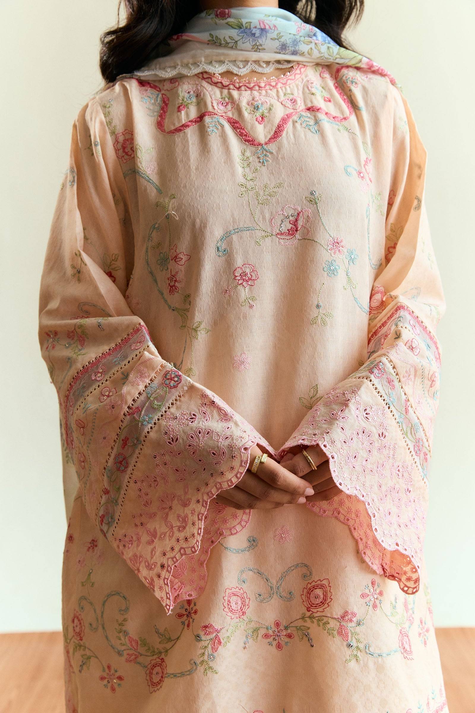 Zara Shahjahan | Coco Eid Edit | Lumen-D7 by Maria Faisal - Registered Vendor of : Zara Shahjahan - type : Ladies Clothes - 100% original wedding dresses