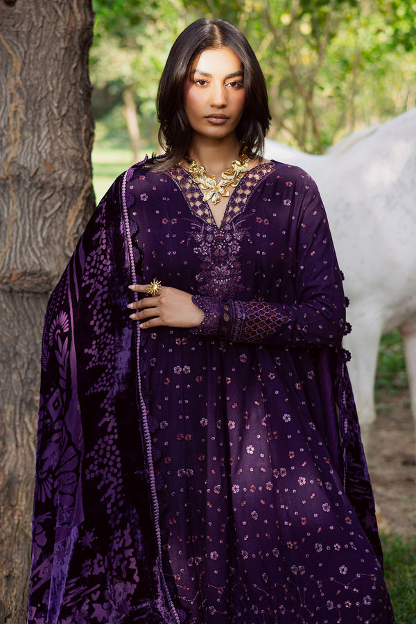 NE-187 – authentic Pakistani dress from the Exclusive Leather Peach collection for women in the UK