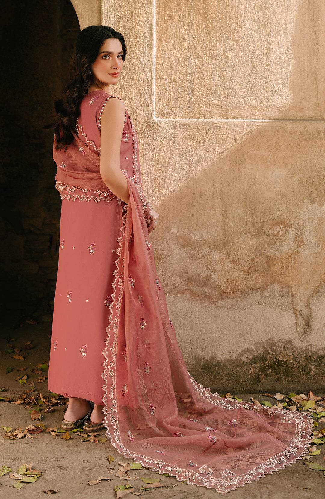 Fiona | Sarang Lawn 25 | Dilara by Maria Faisal - Registered Vendor of : Fiona - type : Ladies Clothes - 100% original wedding dresses