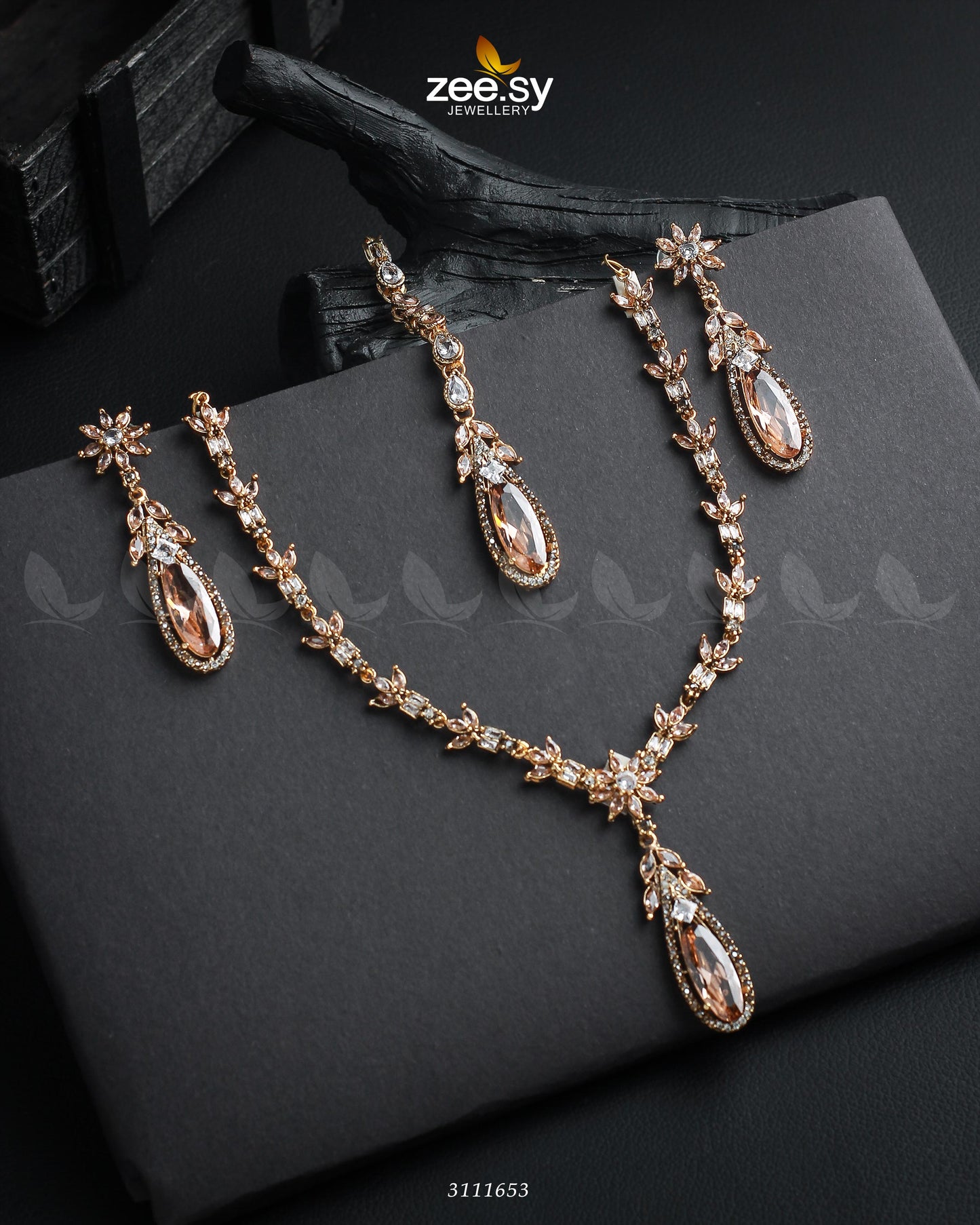 Saba Qamar Necklace Sets - Necklace Sets