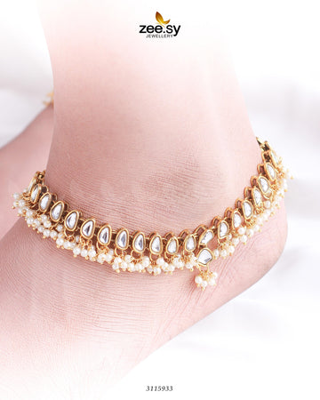 Zultanite Anklet - Designer Dress with Intricate embroidery and embellishments. Shop elegent wedding dress at Maria Faisal.