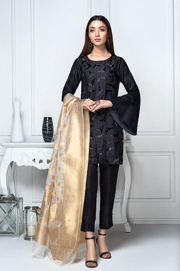 Hana | Eclectic Ready to Wear | Midnight Raven - Designer Dress with Intricate embroidery and embellishments. Shop elegent wedding dress at Maria Faisal.