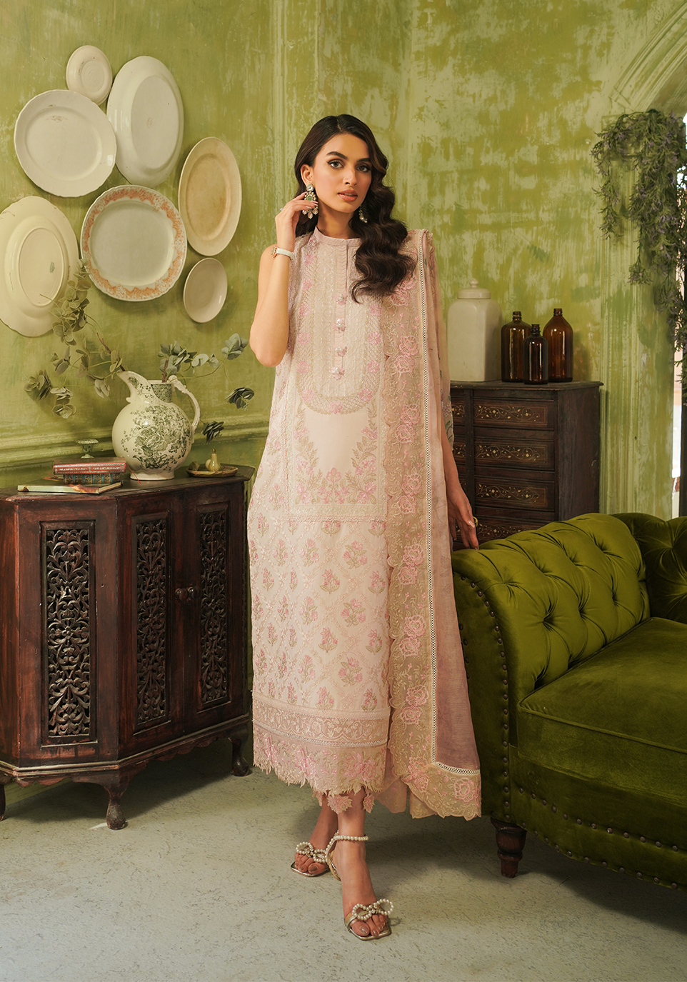 Zarqash | Tresor Luxury Lawn 24 | ZQT 003 FLORA - Maria Faisal