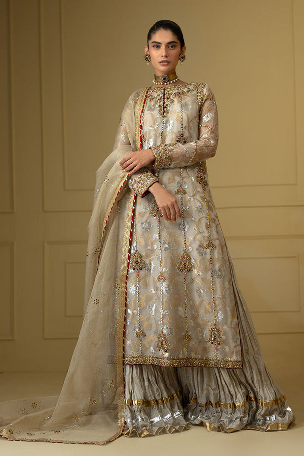 Sana Abbas | Suvi Wedding Formals | GIA