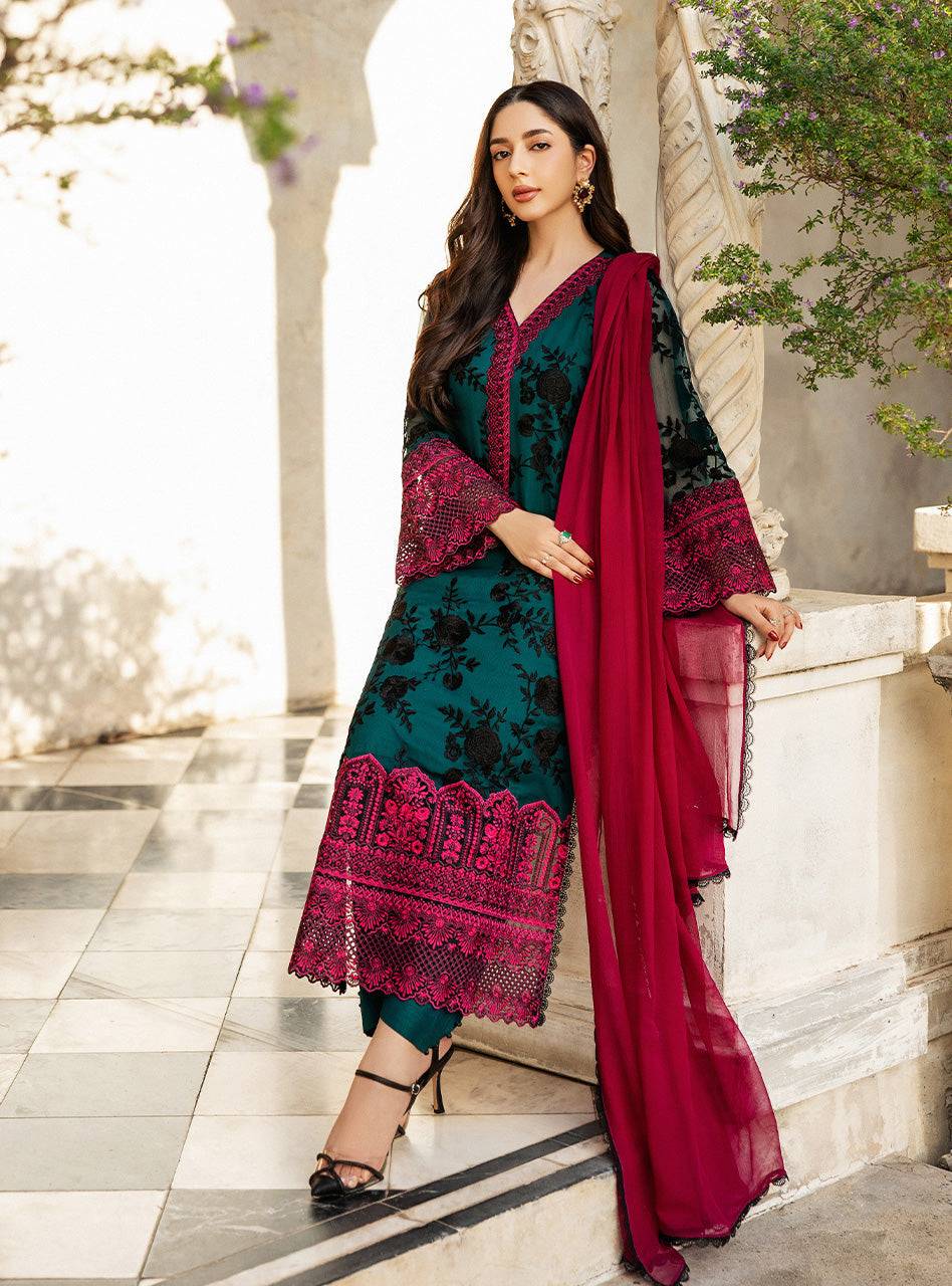 Zainab Chottani | Ramadan Edit 25 | Emerald Twilight by Maria Faisal - Registered Vendor of : Zainab Chottani - type : Ladies Clothes - 100% original wedding dresses