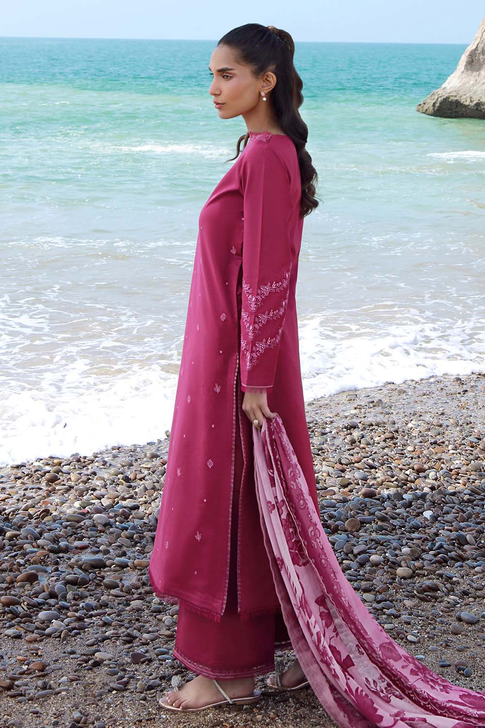 Seran | Afsanah Lawn 25 | ZURI by Maria Faisal - Registered Vendor of : Seran - type : Ladies Clothes - 100% original wedding dresses