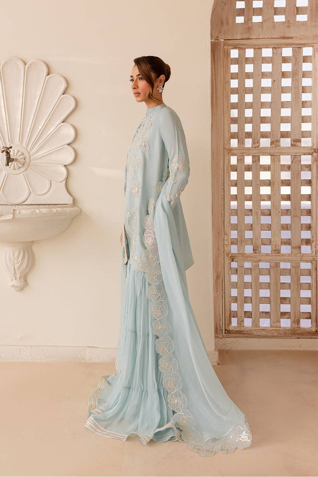 Vanya | Veranda Fromals | VR-04 by Maria Faisal - Registered Vendor of : Vanya - type : Ladies Clothes - 100% original wedding dresses